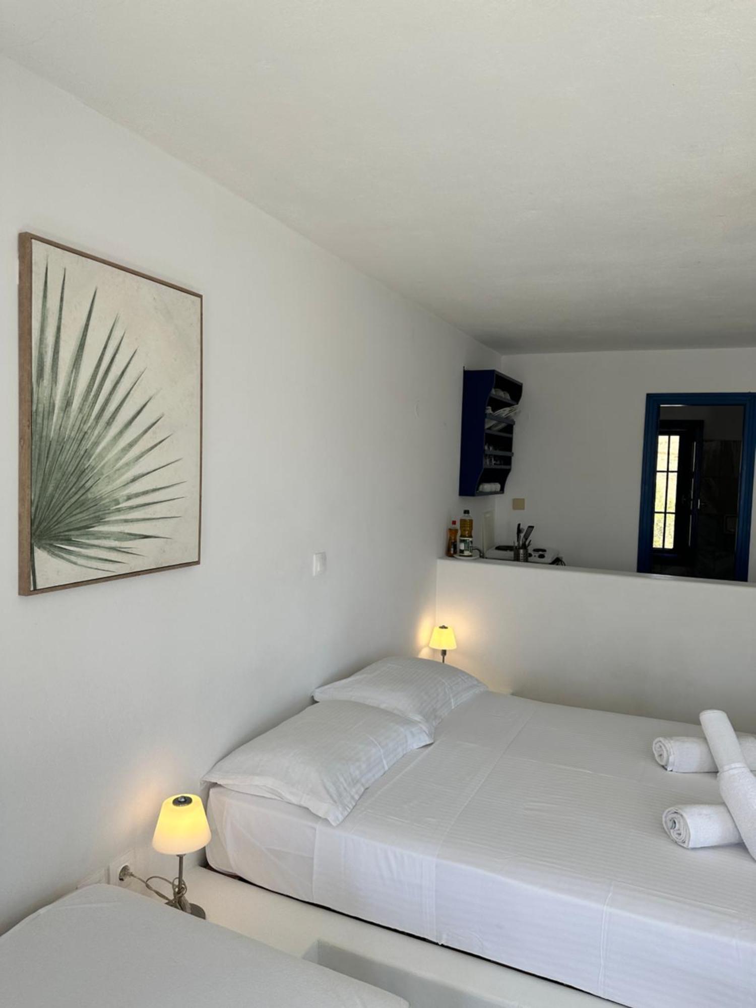 Iliopetra Studios Chrisi Akti  Extérieur photo