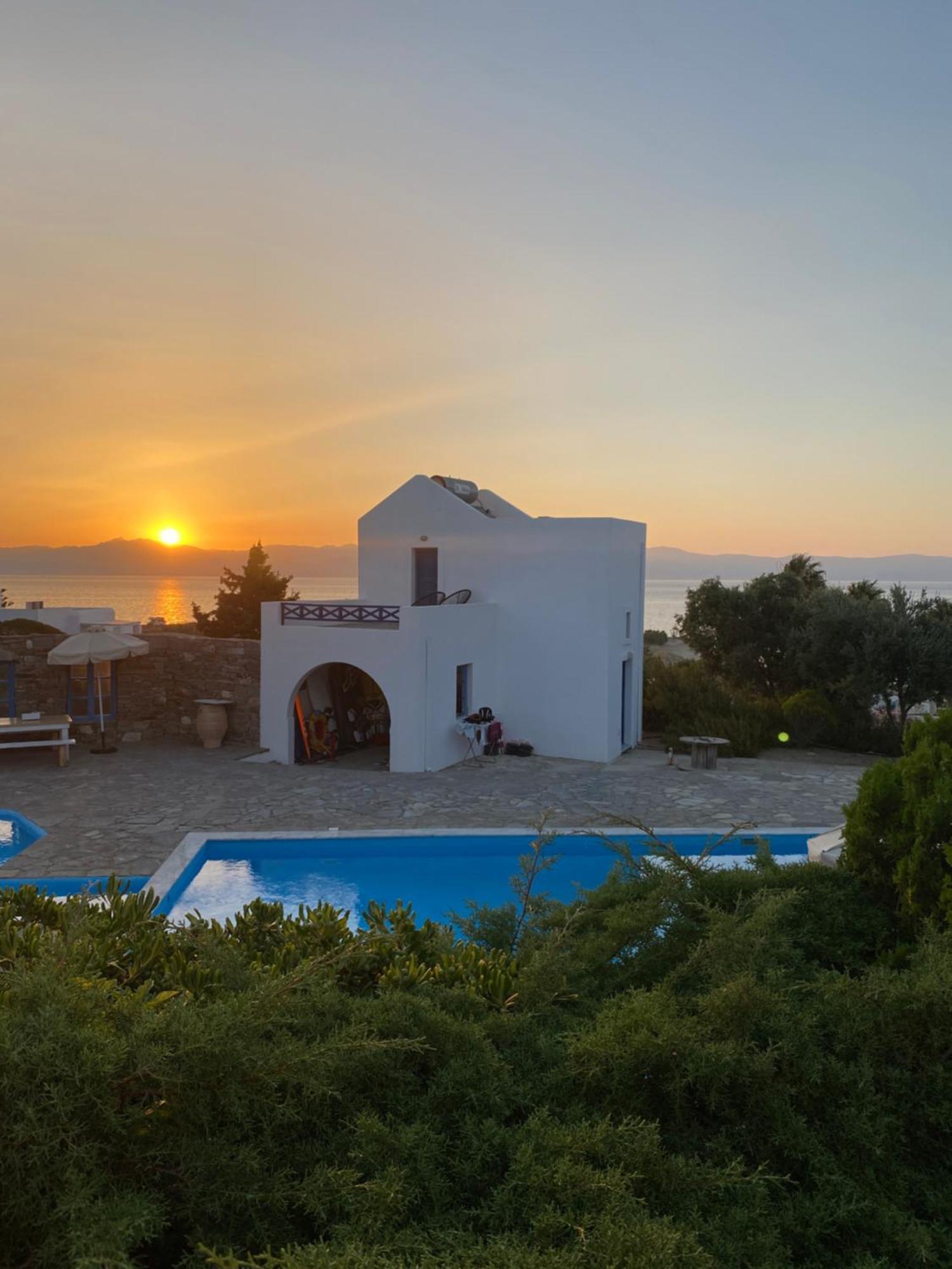 Iliopetra Studios Chrisi Akti  Extérieur photo